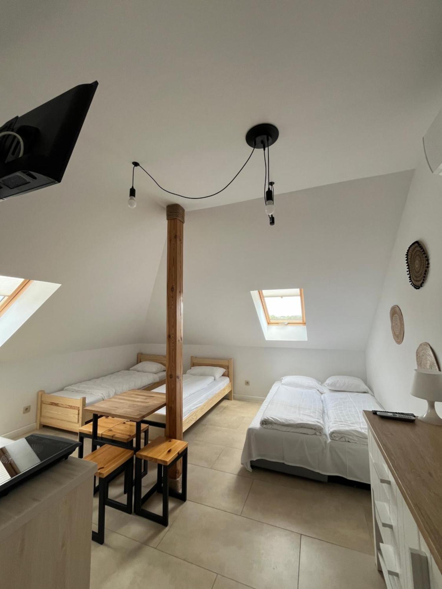 Quadruple Room,1599714595:JPEG