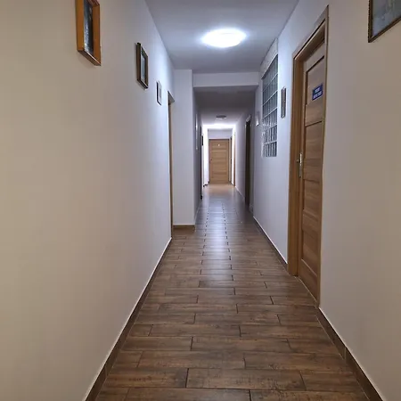 Dworek Leśny-2