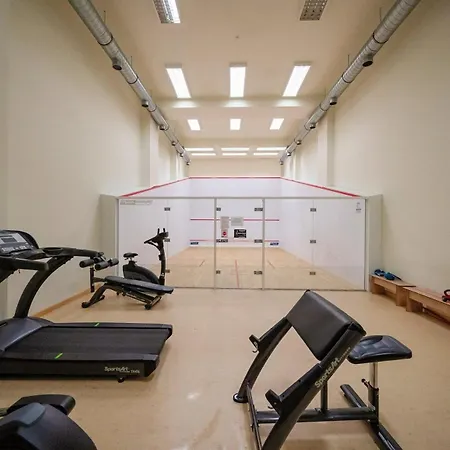 Grand Stasinda Bal Sylwestrowy Animacje Impreza Integracyjna Dwa Posiłki Bogaty Bufet Baseny Kręgielnia Grota Sauny Squash Siłownia Place Zabaw Widoki 1000mnpm-3