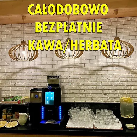 Grand Stasinda Bal Sylwestrowy Animacje Impreza Integracyjna Dwa Posiłki Bogaty Bufet Baseny Kręgielnia Grota Sauny Squash Siłownia Place Zabaw Widoki 1000mnpm-2